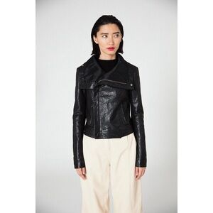Veda Black Leather Jacket - Max Classic